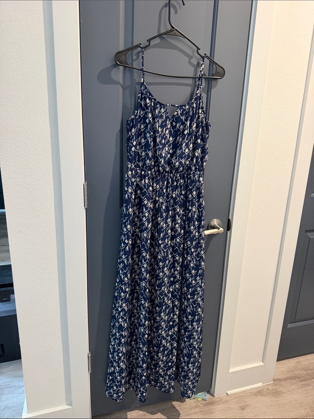 Women’s Navy Blue Printed Maxi Dress - Sleeveless Spaghetti Strap